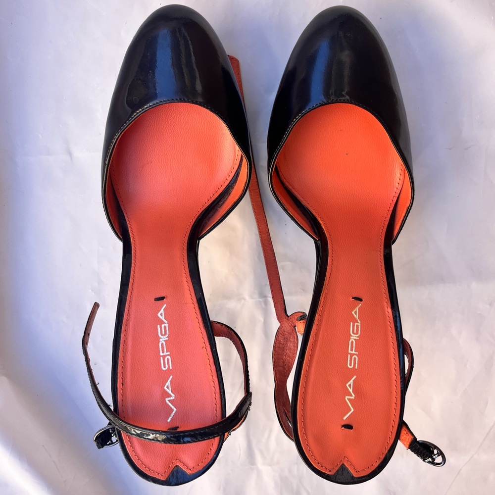 Via Spiga Patent Leather Mary-Janes Platform Heels - Picture 2 of 5
